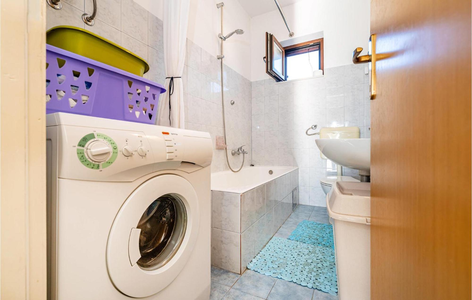 2 Bedroom Cozy Apartment In 扎达尔 外观 照片