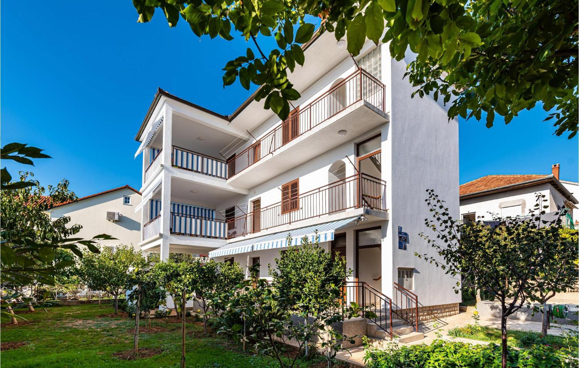 2 Bedroom Cozy Apartment In 扎达尔 外观 照片